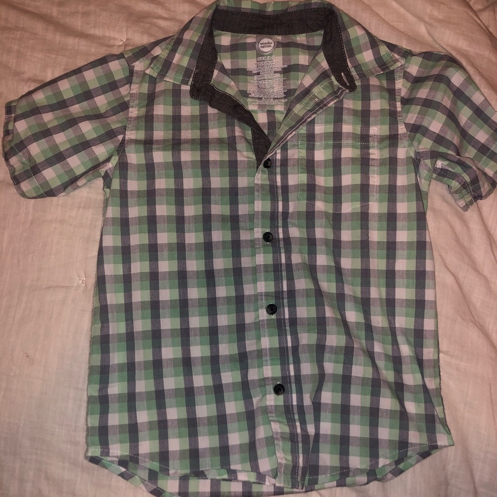 Green plaid shirt by Wonder Nation